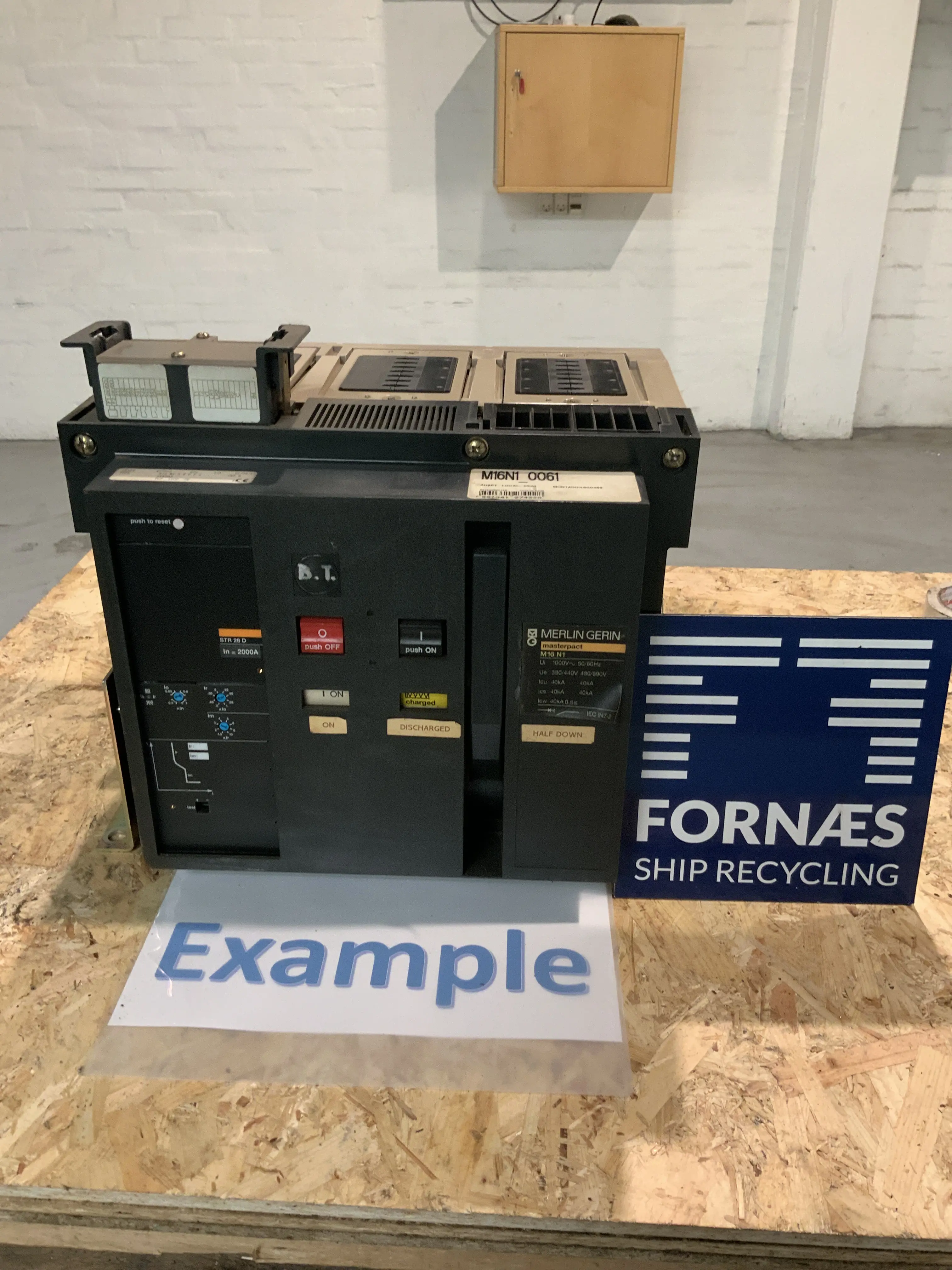 Merlin Gerin - M16N1