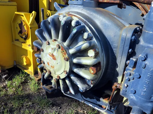 Image 4 of 6 - Trawl winch