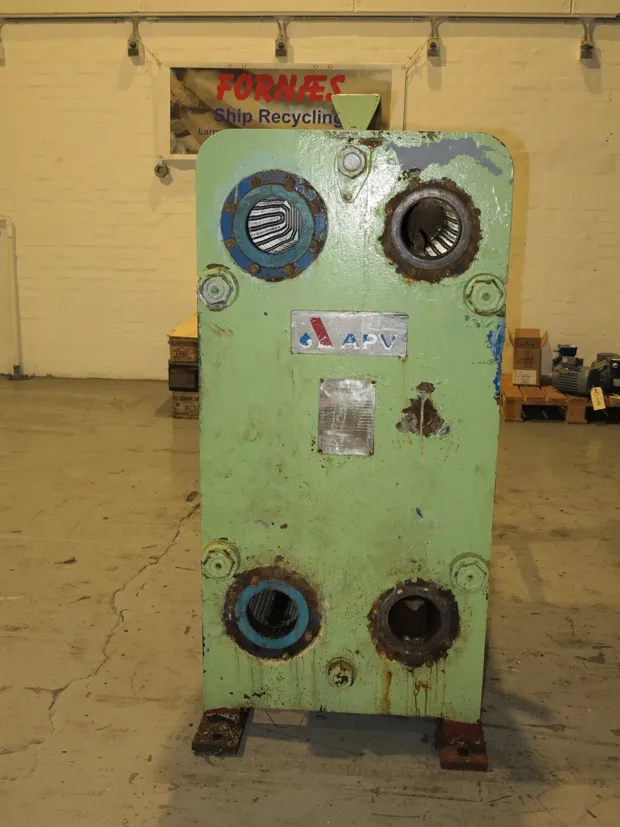 Image 3 of 5 - APV - K34