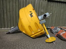 D449