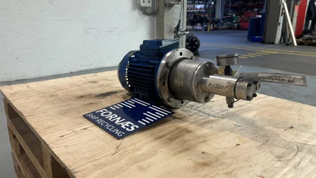 Image 5 of 8 - Oiltech - GR20-SMT16B-8L S1