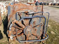 Trawl winch