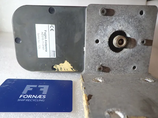 Image 2 of 2 - Fugro Antenne - AD316-11-3141
