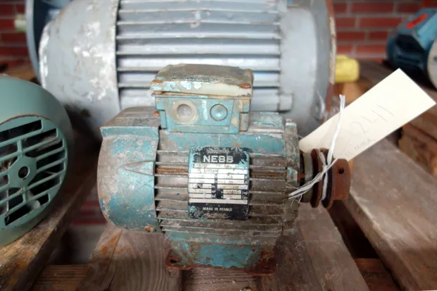 Image 1 of 2 - NEBB - MEYE 71