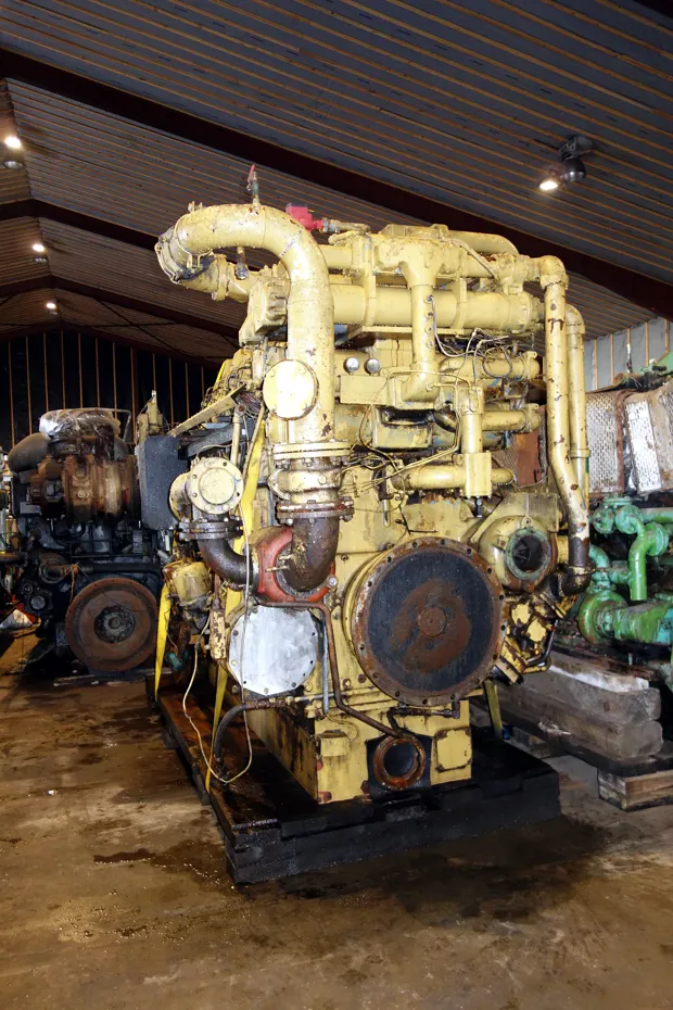 Image 3 of 5 - Caterpillar - 3606