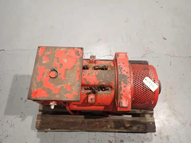 Image 4 of 5 - Stamford - EC 34-SA/4, no plate