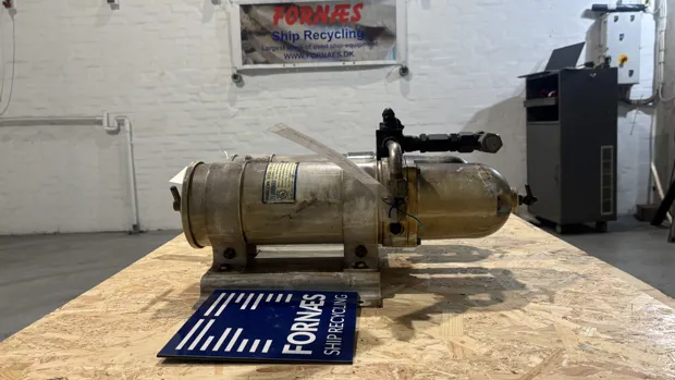 Image 6 of 8 - Parker racor - 751000MAX