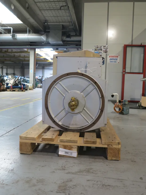 Image 4 of 6 - Stamford - MSC 334A