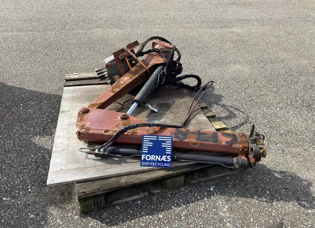 Image 2 of 7 - Fassi - Foldekran