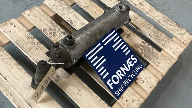 Image 1 of 4 - Bowman - EC140