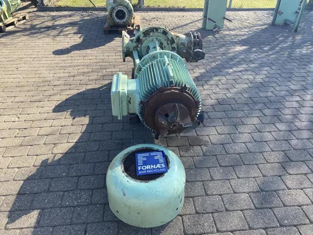 Image 2 of 5 - Heinrich Behrens - VRF 7/350SG