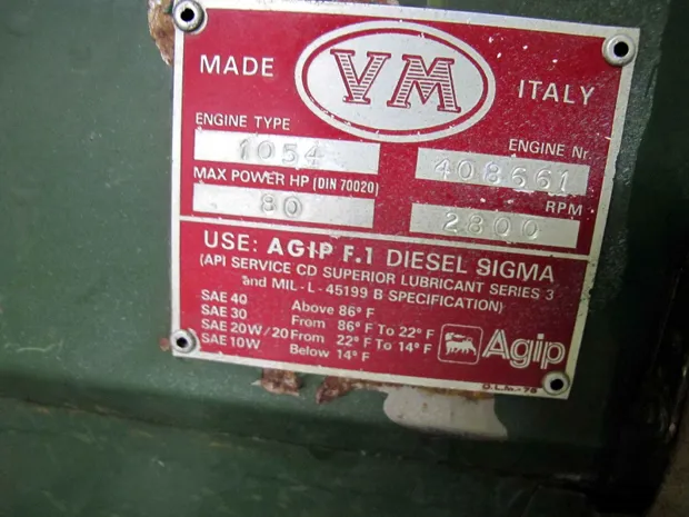 Image 3 of 3 - VM - 1054