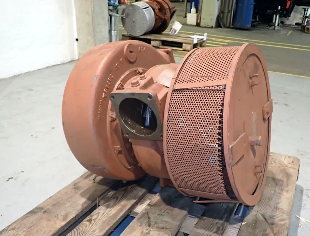 Image 4 of 5 - MAN - NR 20/?