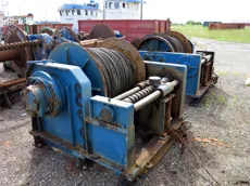 Split winch