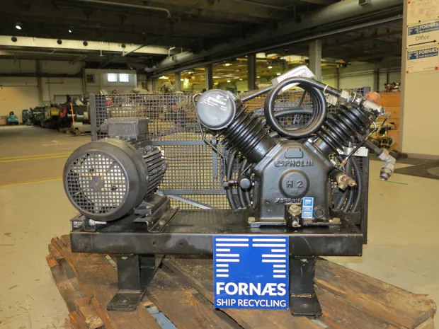 Image 1 of 4 - Espholin - H2