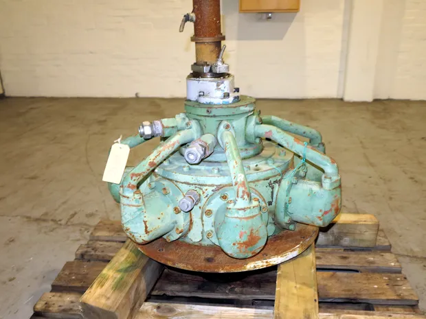 Image 1 of 4 - Bauer - HMB7-8592-1-13204