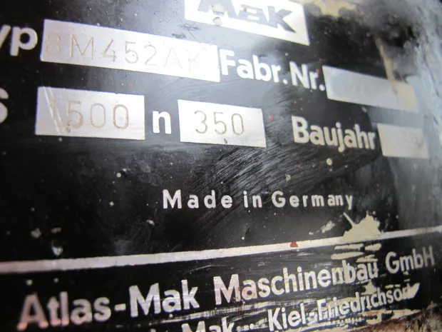 Image 5 of 5 - MaK - 8M 452 AK