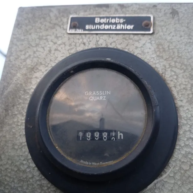 Image 6 of 7 - Wärtsilä - 8R32