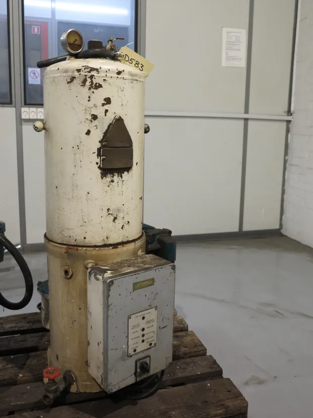 Image 1 of 4 - CJC - PWFU 27/54- M82