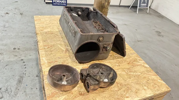 Image 10 of 10 - Volvo Penta - TMD 100AK