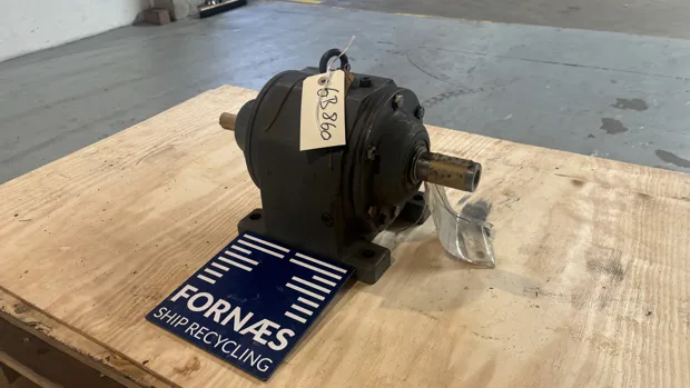 Image 1 of 7 - SEW-EURODRIVE - R73