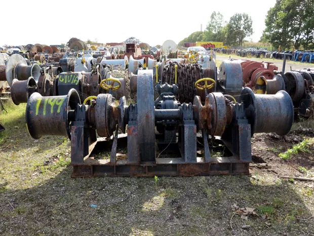 Image 2 of 7 - Anchor winch