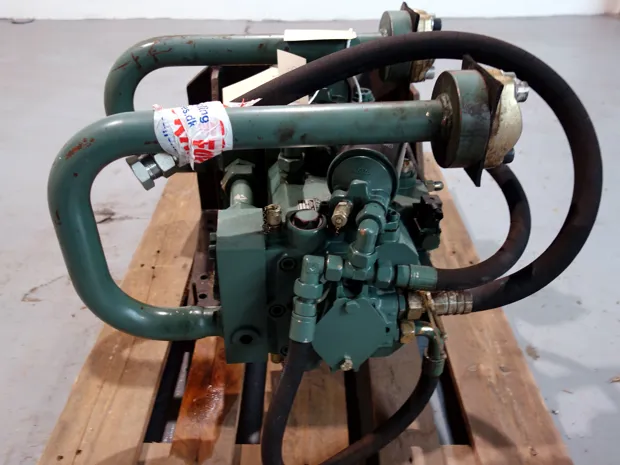 Image 3 of 4 - HP893