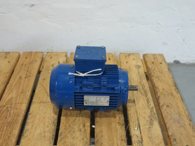 Image 1 of 3 - Bevi - 4A 801-2