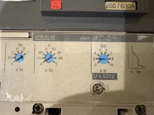 Merlin Gerin  - NS400N