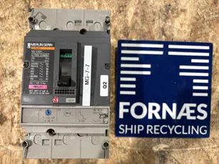 Merlin Gerin - Compact