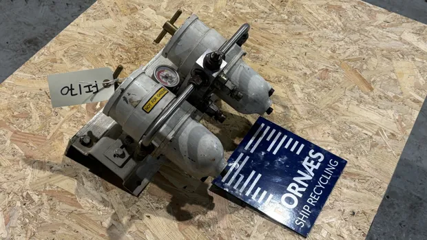 Image 2 of 6 - Parker racor - 75500MAX