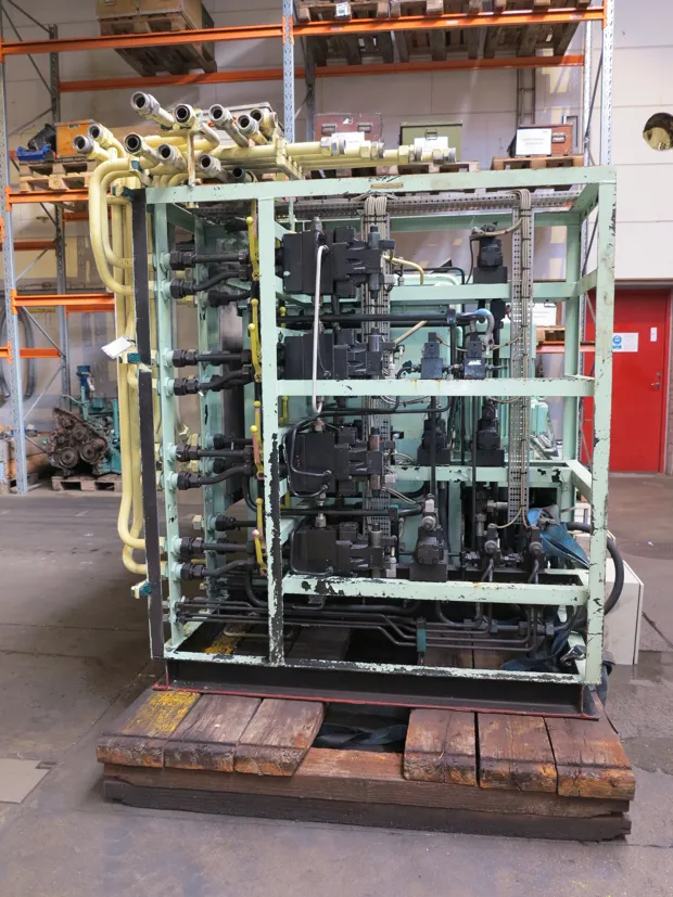 Image 6 of 8 - HS298