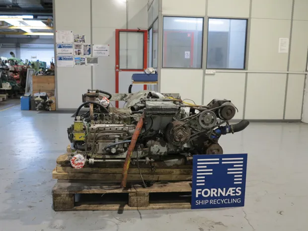 Image 1 of 7 - Volvo - D 96