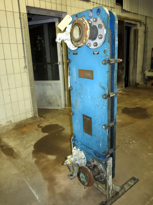 Image 1 of 3 - APV - N35