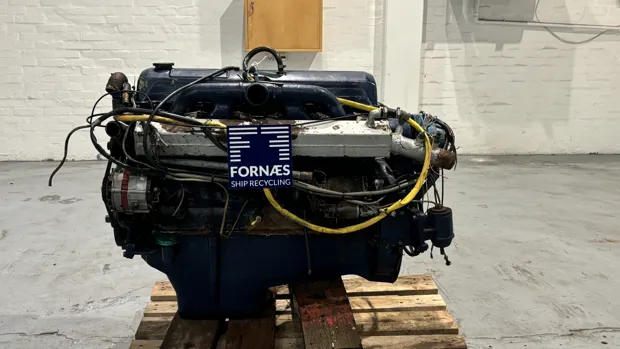 Image 2 of 9 - Ford  - 826E