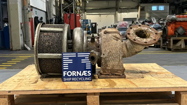 Image 8 of 11 - Napier - C-045 S/C2