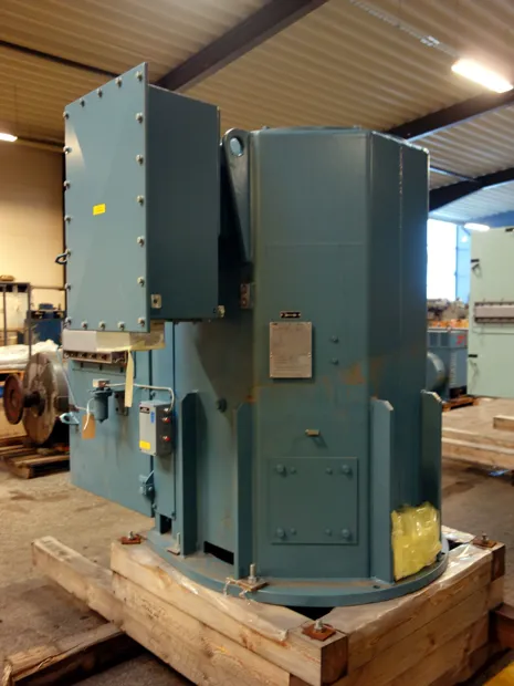 Image 2 of 6 - ABB - AMA 450L 8L VAFMH