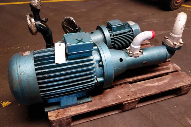 Image 1 of 3 - IMO - E4T 060K1