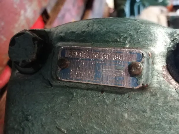 Image 5 of 7 - HP678