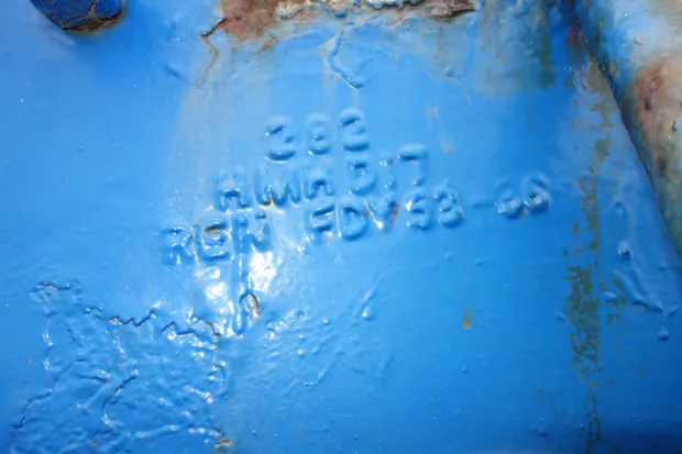 Image 3 of 3 - Split winch