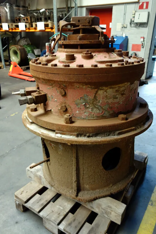 Image 2 of 3 - Frydenbö - HS40