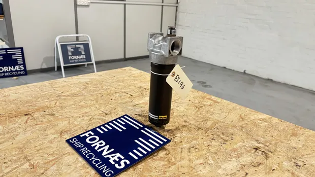 Image 3 of 8 - Parker - GMF size2