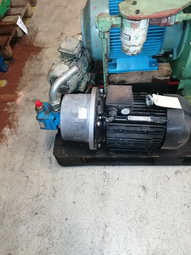 Image 1 of 8 - HP251