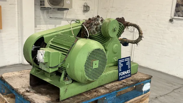 Image 3 of 10 - Espholin - H6