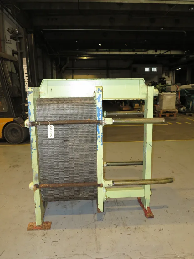 Image 4 of 5 - APV - K34