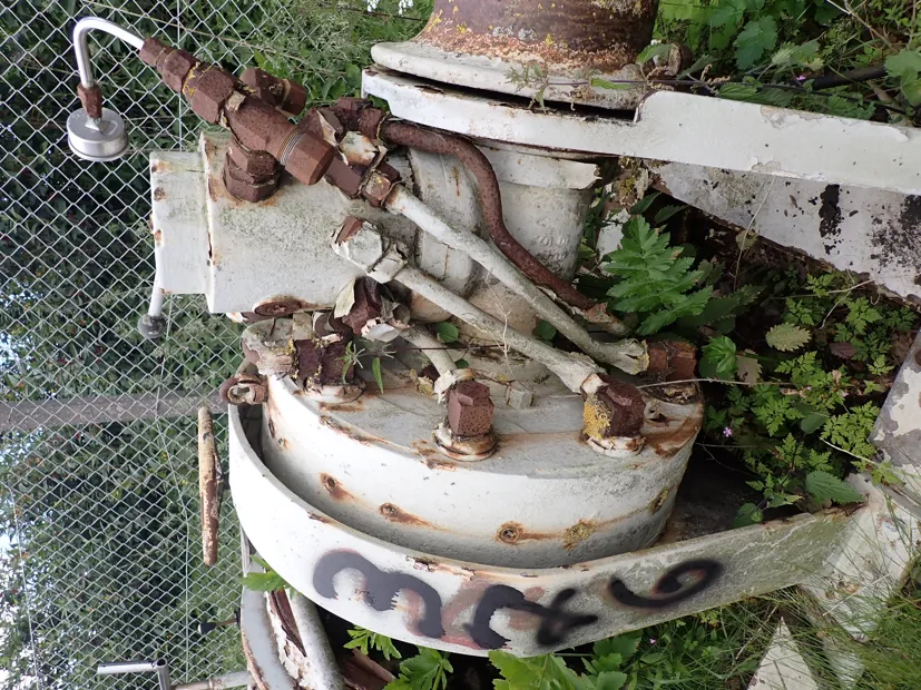 Image 3 of 6 - Trawl winch