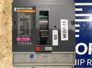 Merlin Gerin -  Compact