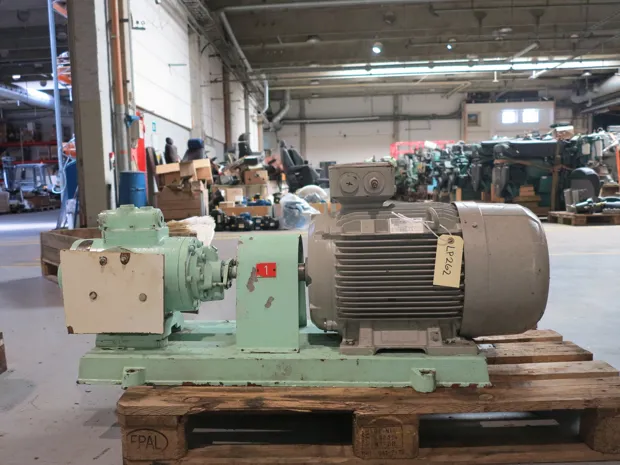 Image 2 of 6 - Allweiler - SNH 210 R46