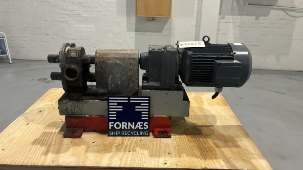 Image 1 of 9 - Delta Pumpefabrikk -  400-200 PT