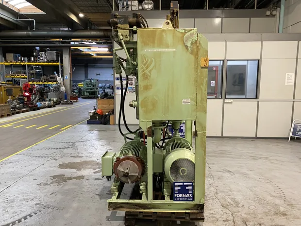 Image 4 of 6 - HS319